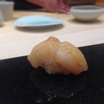 鮨 心白 - 【握り】帆立（北海道）（2014.12.15）