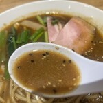 にぼしらぁ麺なの花 - にぼし味噌らぁ麺1玉、限定の中太麺へ変更