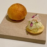 メゾン ポール・ボキューズ - エスプーマ ズワイガニ
      グジェール グリュイエールチーズ