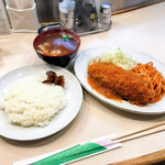 洋食 おなじみ - ミンチカツ・ライス・赤だし