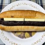 ブーランジェリー スドウ - たっぷりのあんこと厚切りバターが美味しい！