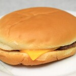 マクドナルド - 料理写真:チーズバーガー