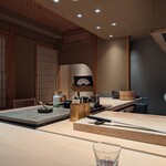 霜止出苗 - 内観