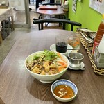 バインミー布施 - Bún thịt nướng ¥980