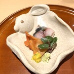 銀座 しのはら - （お造り）豊後水道の鯖、徳島の赤貝