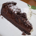 ウルフギャング・パック エクスプレス - マッド チョコレートケーキ