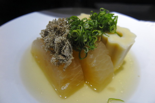 和食のすゝめ - おでん:大根と竹轮麸