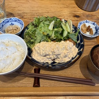 新宿みやざき館 KONNE_0