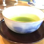 ロビーラウンジ ミザール - グランドホテルの緑茶