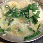 もつ鍋専門店 元祖 もつ鍋 楽天地 - 