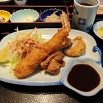 キッチンくま - エビフライセット