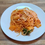 Cafe N225 - ベーコンと野菜のトマトクリームパスタ