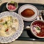 ロシア・ジョージア料理 ハチャプリ - 