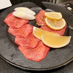 焼肉 喰心 - 薄切りと厚切りのやつ