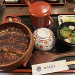 炭焼うな富士 - 