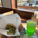 モスバーガー 徳島末広ベイサイド店 - 