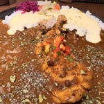 黒岩咖哩飯店 - 