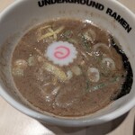 アンダーグラウンド ラーメン 頑者 - 
