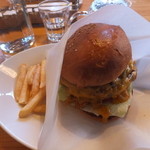 ムースヒルズバーガー - Wチーズバーガー