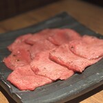 和牛とタン 焼肉 とみ - 
