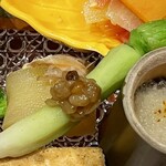 銀座 しのはら - 青味大根に金山寺味噌