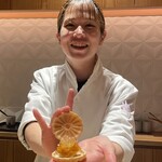 銀座 しのはら - ひなたちゃん　半年後くらいにはいなくなってしまうらしい　とてもキビキビ気持ちよく働きます