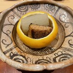 銀座 しのはら - 柚子釜のブリ大根