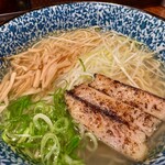 鶏そば 一瑳 - 鶏チャーシューうますぎ。スープきれいでうますぎ。