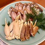 三吉 かに楽座 甲羅戯 - カニすき用のカニ❗️