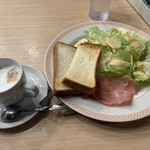 ジョイフル - 料理写真:ベーコンモーニングはファミレスとは言え驚きの３２８円という安さ。