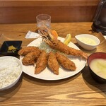 ももやま - カキフライ定食1450円&エビフライ(単品)700円❗️