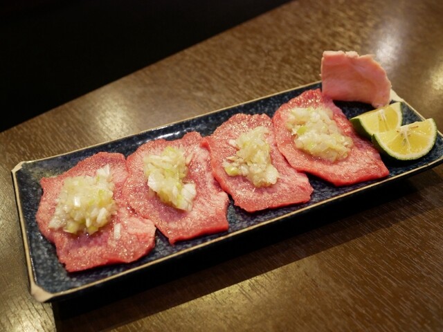 肉師じじい(ミートマスタージジイ)>