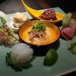 銀座 座屋 - お造り5点盛り 鯨の赤身 ウツボたたき 天然とらふぐ 鰤 アオリイカ 2014.12.1x