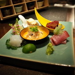 銀座 座屋 - お造り5点盛り 鯨の赤身 ウツボたたき 天然とらふぐ 鰤 アオリイカ 2014.12.1x