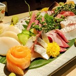 すし酒場 握わい - 刺身盛り合わせ(6人前)＠アップ