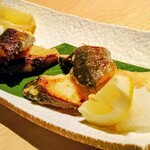 すし酒場 握わい - 焼き物（銀鱈西京焼き）※一皿で二人前のってあります。