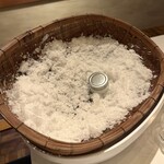 ウシマル - ・自家製の塩