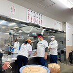 335019980 - 朝からみんな頑張る。