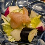 熊の焼鳥106 - このサラダのドレッシング…九条ネギから作ったって言うてた様な…めちゃくちゃ美味しかった！