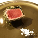 ウシマル - ・銚子沖産 140kg本マグロのレアカツ