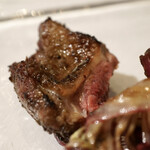 ウシマル - ・山武産 天然網取り真鴨(ムネ、モモ、ササミ)炭焼き、カステルフランコ、ベリーのソース