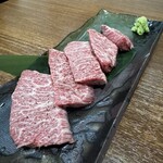 炭火焼肉 牛和鹿 - 