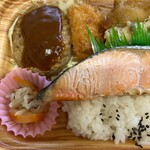 おっ母さん食品館 - 幕の内弁当