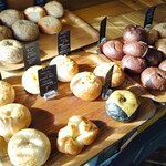 릿토와쿠 프레이스 - 베이글 진열