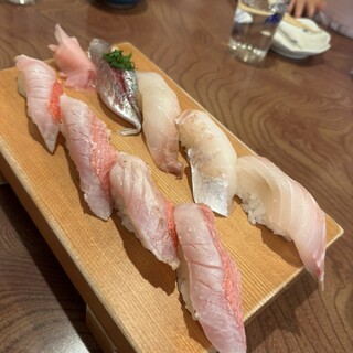 魚八寿し_0