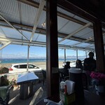 ペスカトーレ - 海が見えて最高（外のテラスでも食事可）