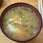 大和水産 - 今日のおつゆは鯛のアラ