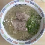 博多ラーメン はかたや - 料理写真:らーめん290円