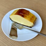 クランベリー - 料理写真:味も芋そのものなんだけど、生クリームやら牛乳やらバターやら入っとるのかな？