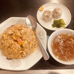中華料理 博雅 - チャーハンセット　シュウマイ２個